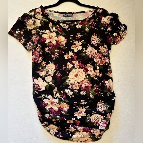 Duetime Maternity black Floral Top with ruched sides in Size Large. J9 - Picture 3 of 10